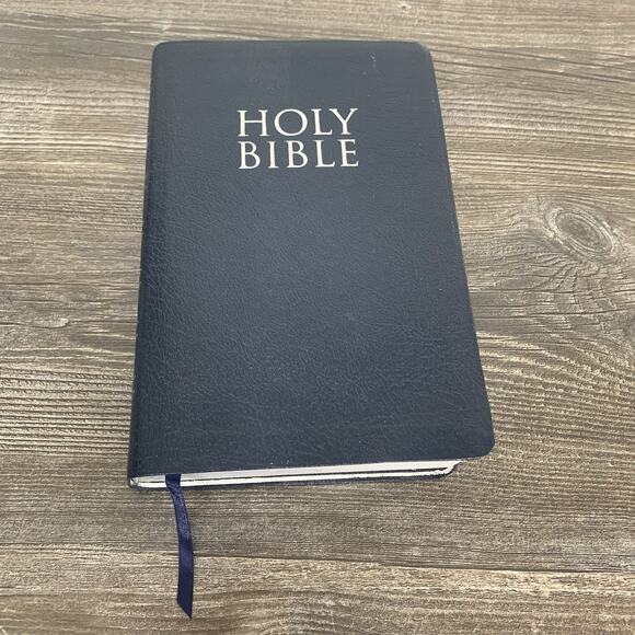 Holy Bible KJV Giant Print Red Letter Reference Navy Bonded Leather Pre-owned - Picture 1 of 14